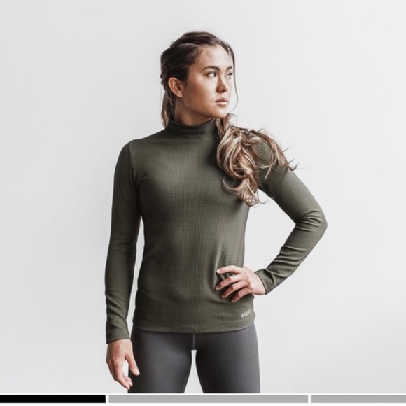 Nobull Waffle Turtleneck Long Sleeve Womens Size XS - Picture 1 of 4